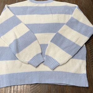 Blue and White Hollister Sweater